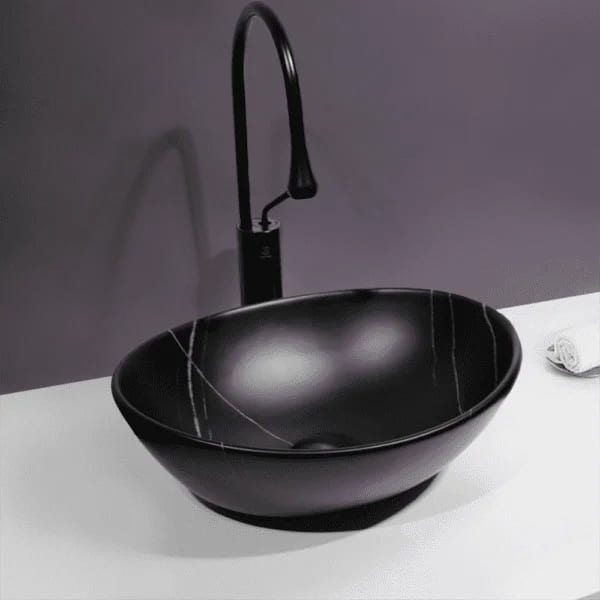 LAVAMANOS VESSEL OV NAIROBI MATE CG