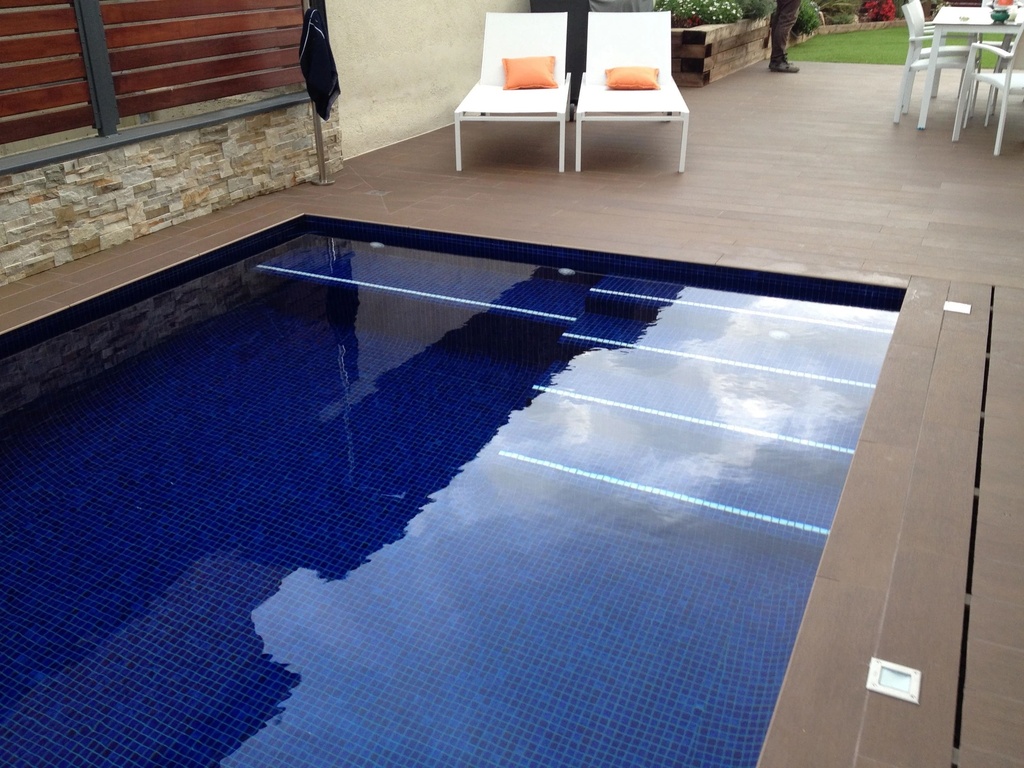 OASIS AZUL ROYAL BR 20x20 PRIM. ALFA (2.00)