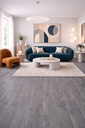 PISO LAMINADO REUSS GRIS 4V 1218*197*8 DECOR (2.3995)